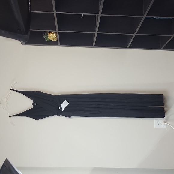 LEMITE Black Wrap Top Adjustable Strap Waist Sash Wide Acordian Leg Jumpsuit - Picture 7 of 16